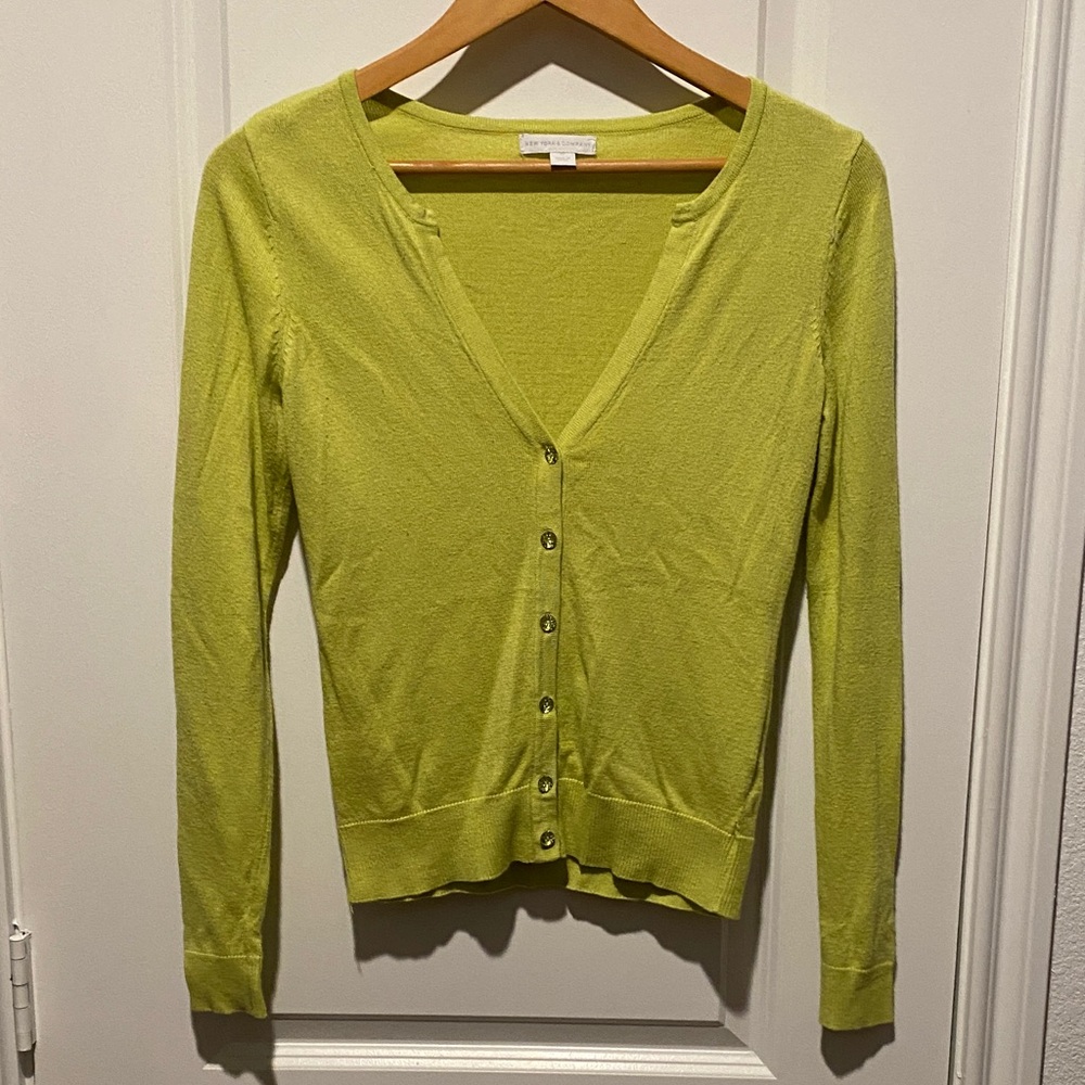 New York & Company Light Green Cardigan